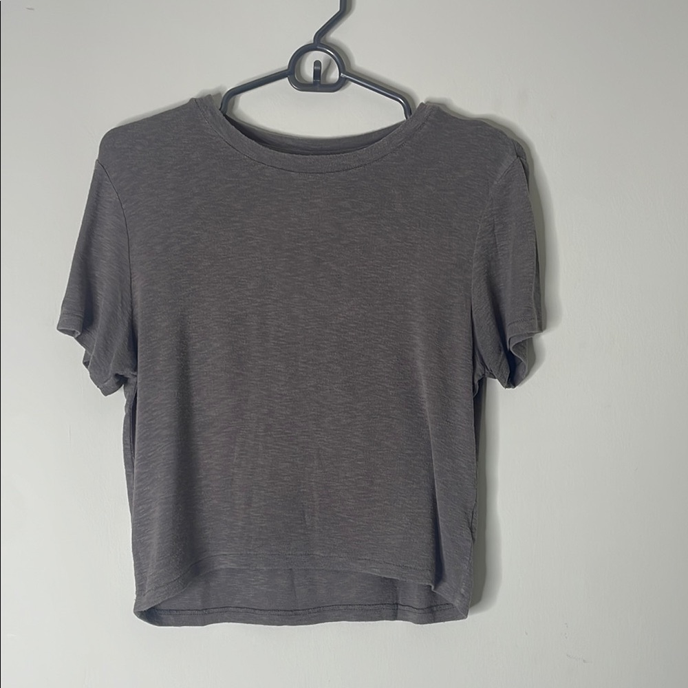 American Eagle Outfitters Gray Crop T-Shirt Short Sleeve Relaxed
